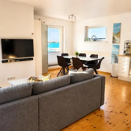 Holiday home Floatinghouse Wollin