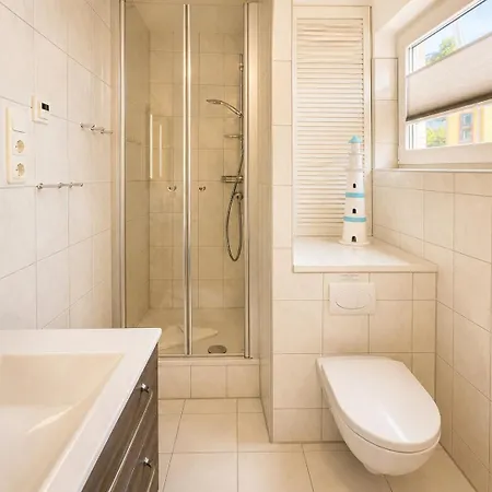Holiday home Floatinghouse Wollin *